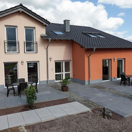 Lovely Modern Apartment With Private Terrace Ellscheid 외부 사진