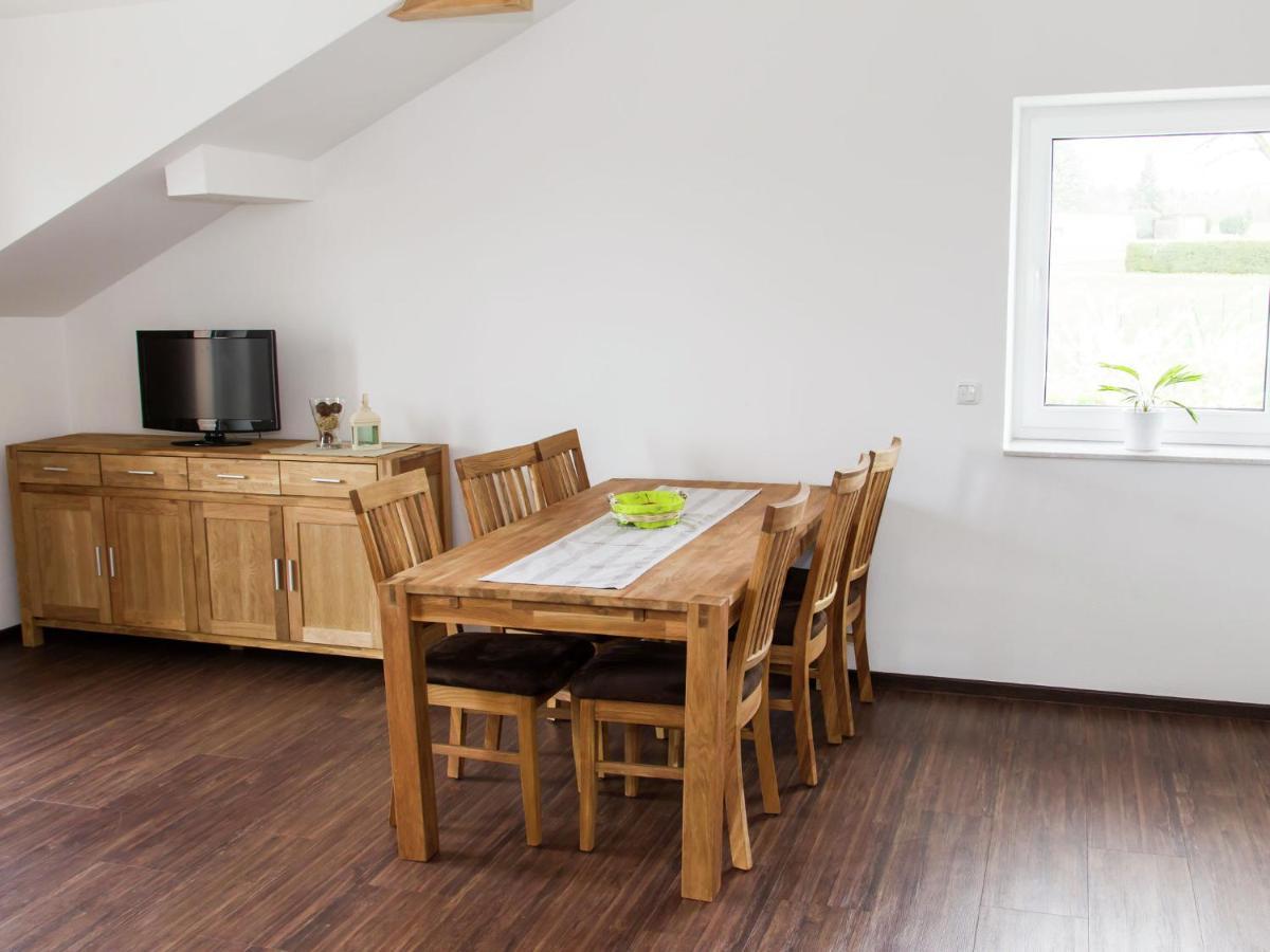 Lovely Modern Apartment With Private Terrace Ellscheid 외부 사진