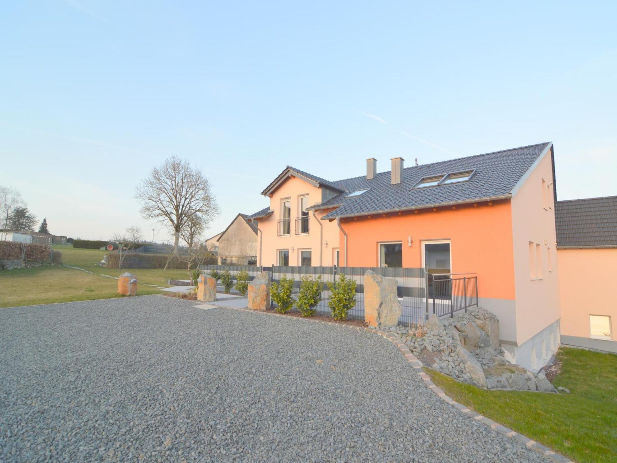 Lovely Modern Apartment With Private Terrace Ellscheid 외부 사진