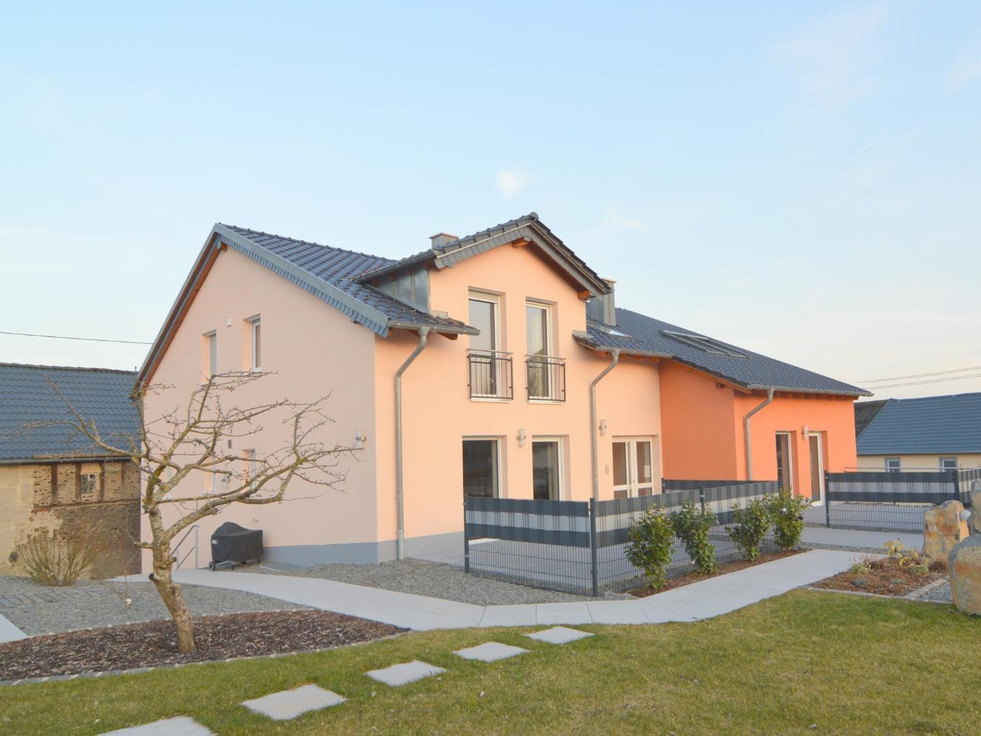 Lovely Modern Apartment With Private Terrace Ellscheid 외부 사진